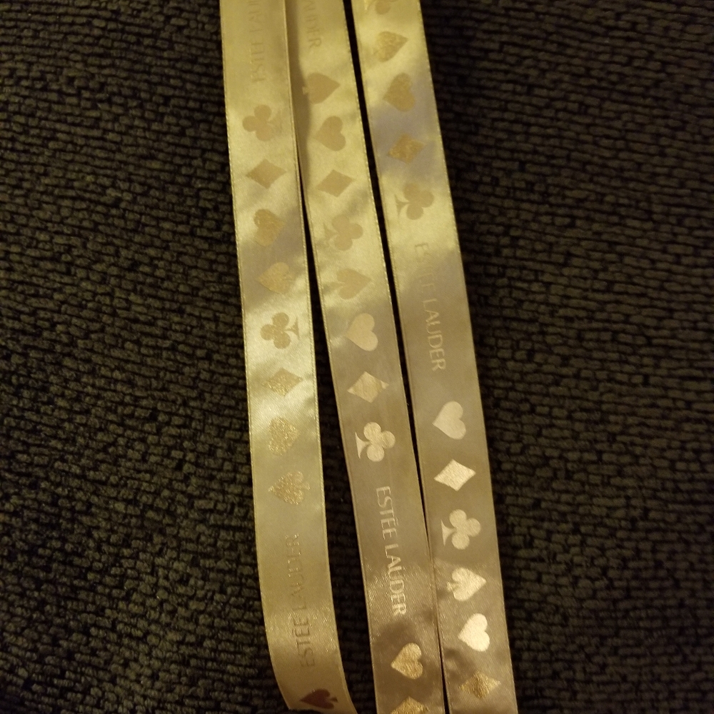 Estee Lauder Ribbon - Picture 2 of 3